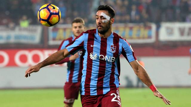 Trabzonspor, Mustafa Akbaş'ın sözleşmesini 1 yıl uzattı