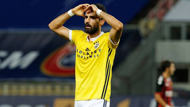 Vardar 2 - 0 Fenerbahçe