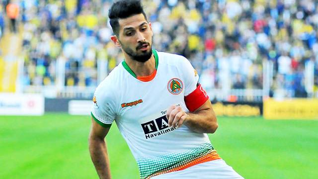 Fenerbahçe Emre Akbaba'nın peşine düştü
