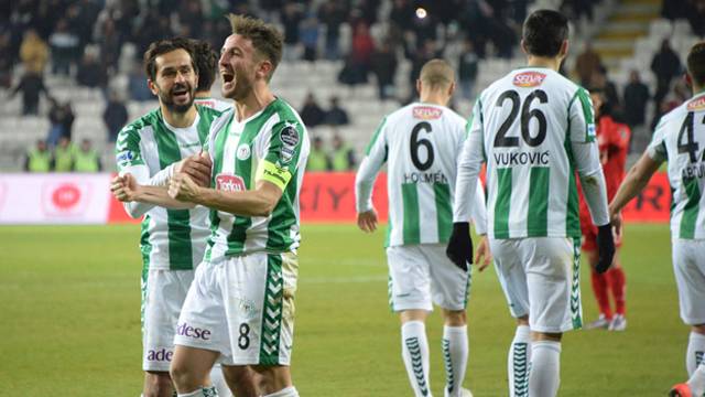 Konyaspor'da Ali Çamdalı kadro dışı bırakıldı