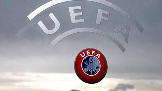 UEFA 2 maça soruşturma açtı