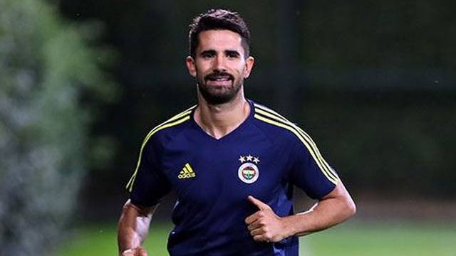 Fenerbahçe'de Alper Potuk takımdan ayrı çalıştı