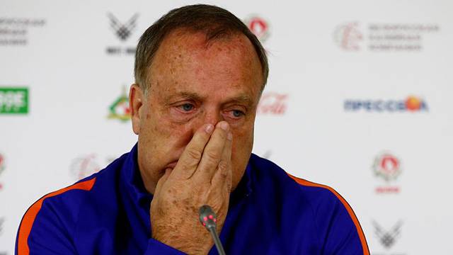 Avrupa Dick Advocaat'la dalga geçiyor