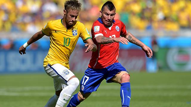 Gary Medel Neymar'ın annesine küfür etti