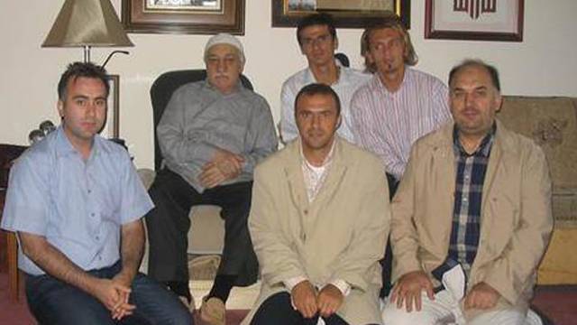 Eski futbolcu Cihan Haspolatlı'dan FETÖ itirafı