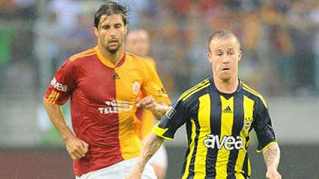 Lorik Cana, futbolu bıraktığını açıkladı