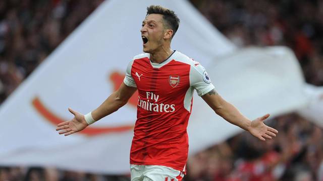 Mesut Özil'in yeni takımı açıklandı!