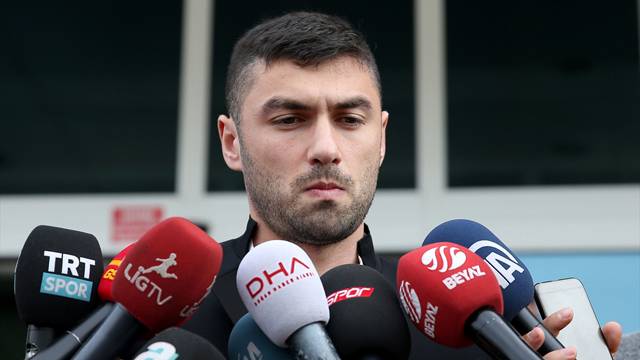 Burak Yılmazdan özür 15