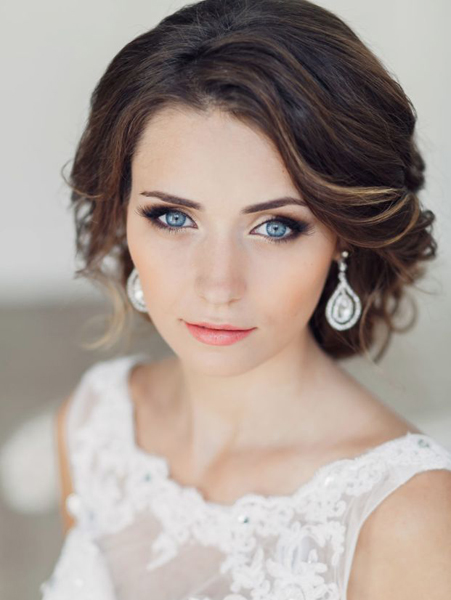 En g&uuml;zel gelin makyajları 1